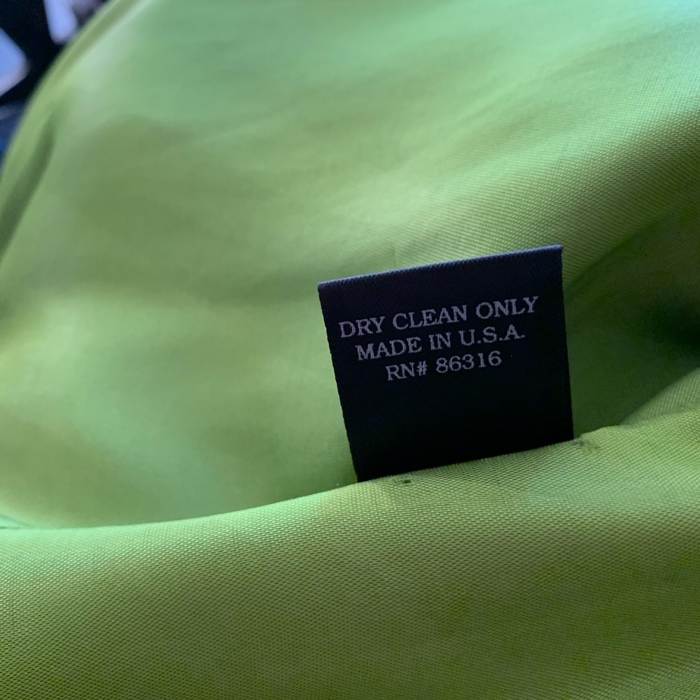 Finity Studio Green Jacket - Picture 7 of 8